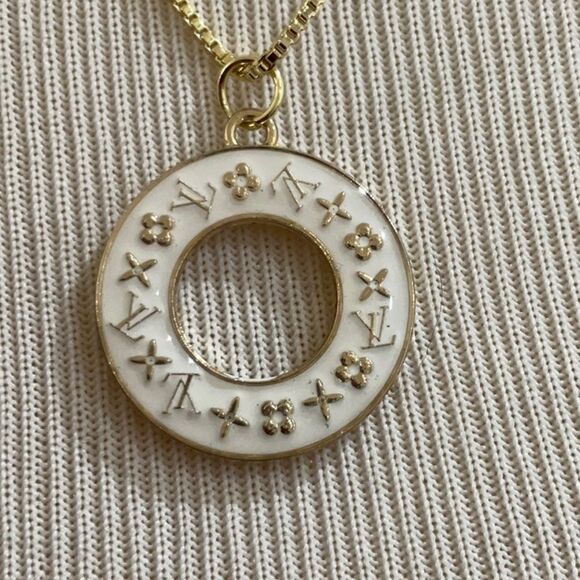 Stunning Luxury Upcycled Necklace! - Picture 1 of 6